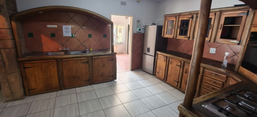 3 Bedroom Property for Sale in Protea Park North West
